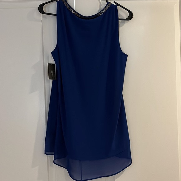 Blue Top - Picture 3 of 5